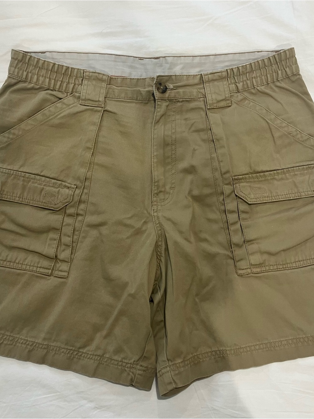 Outdoor Life Men's Cargo Shorts in Khaki Size 36